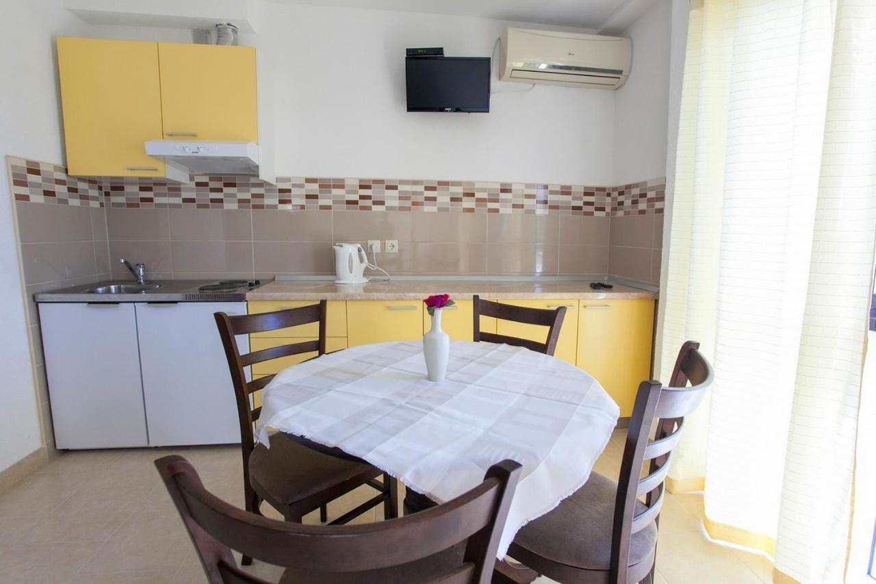 Apartment Baska Voda 6761C Екстериор снимка